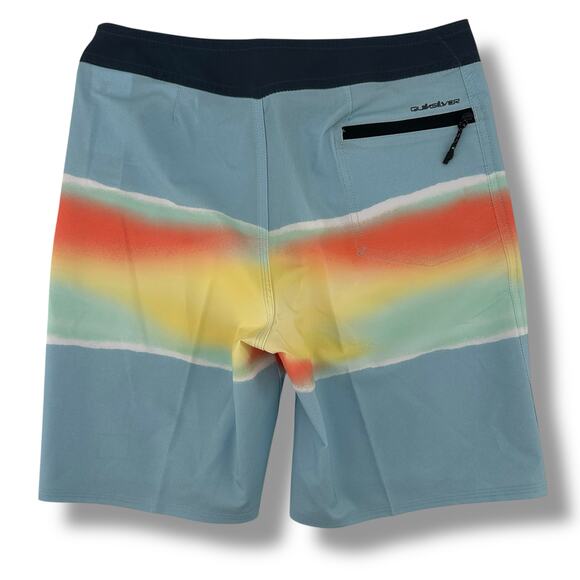 Quiksilver Surfsilk Air Brush Boardshorts Trunks Boys Sz 28 XL Blue Yellow - Picture 5 of 8